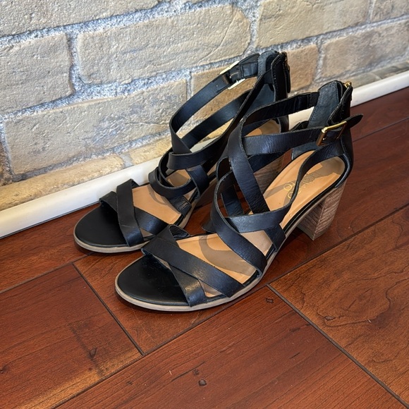 Franco Sarto Black Leather Strappy Heeled Sandals - Picture 2 of 4